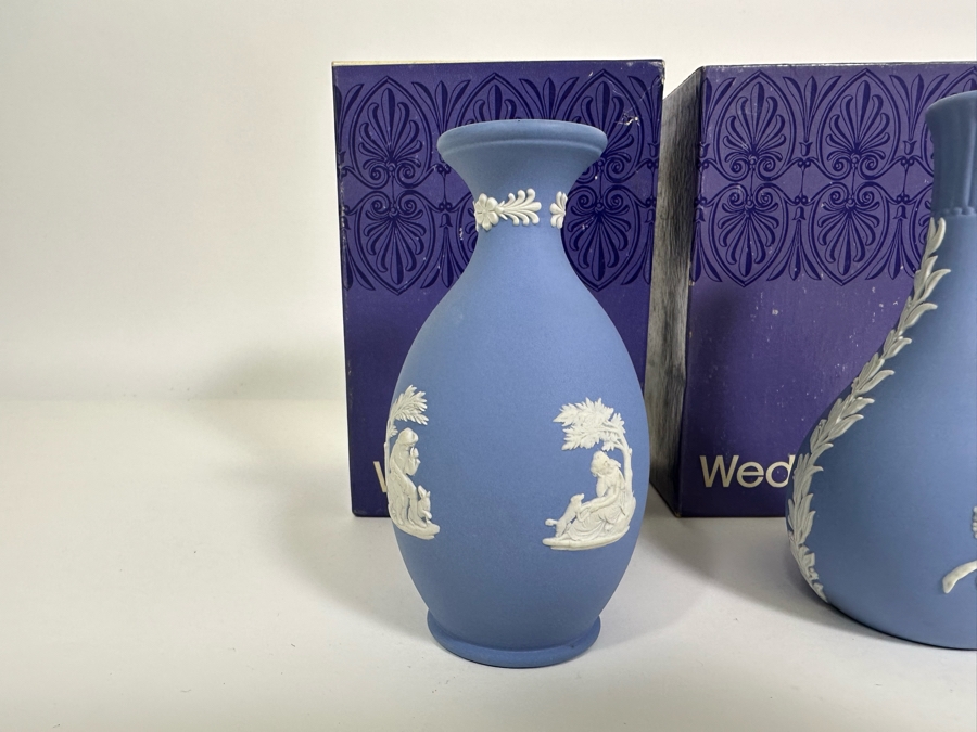 Lot of Vintage Wedgwood Jasperware Pale Blue Posy Pot Garden, Two Bud Vases and Arcadian Vase with Boxes 4.75 - 5.25H [Photo 5]