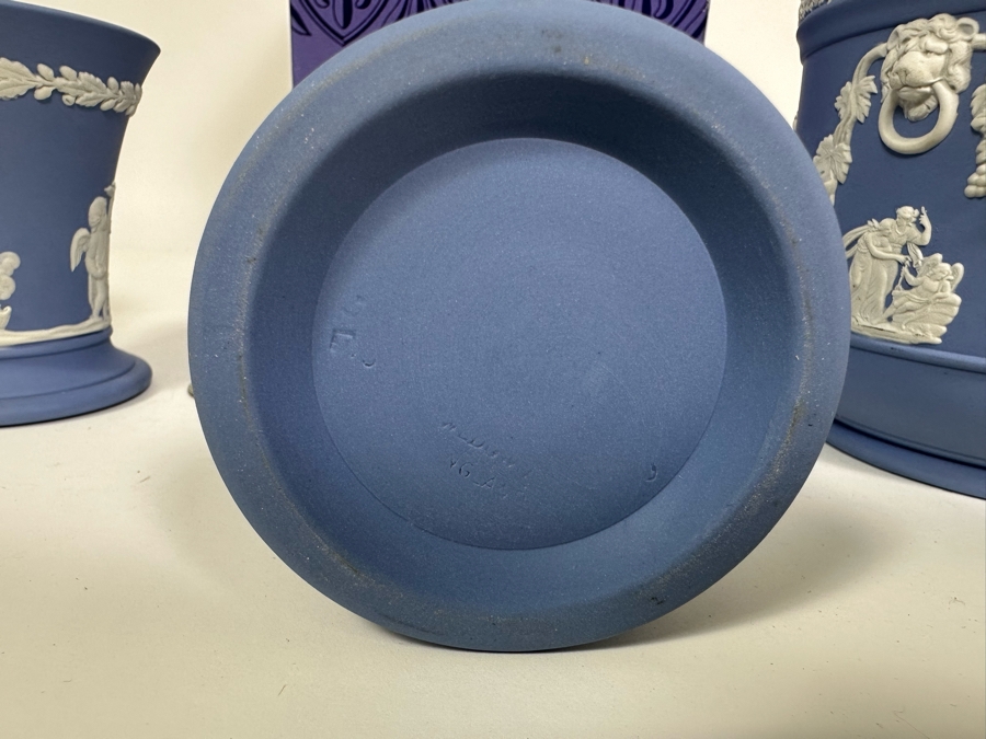 Lot of Vintage Wedgwood Jasperware Pale Blue Bowl, Spill Vase with Box and Cupid Vase 3.75H, 6.5H and 4.5H [Photo 16]