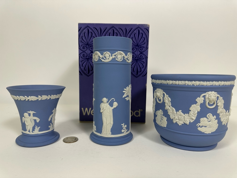 Lot of Vintage Wedgwood Jasperware Pale Blue Bowl, Spill Vase with Box and Cupid Vase 3.75H, 6.5H and 4.5H [Photo 3]