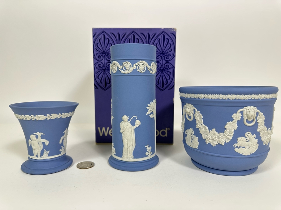 Lot of Vintage Wedgwood Jasperware Pale Blue Bowl, Spill Vase with Box and Cupid Vase 3.75H, 6.5H and 4.5H [Photo 4]