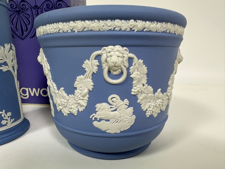 Lot of Vintage Wedgwood Jasperware Pale Blue Bowl, Spill Vase with Box and Cupid Vase 3.75H, 6.5H and 4.5H [Photo 8]