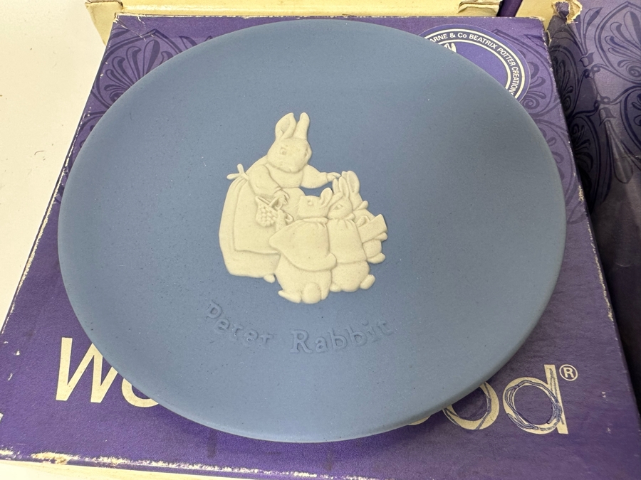 Lot of 15 Vintage Wedgwood Jasper and Jasperware Dishes. 4.5 - 5W [Photo 11]