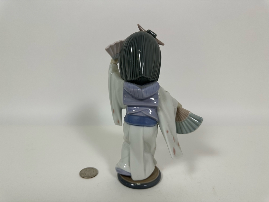 Lladro 'Oriental Dance' Porcelain Figurine 7.5H [Photo 6]