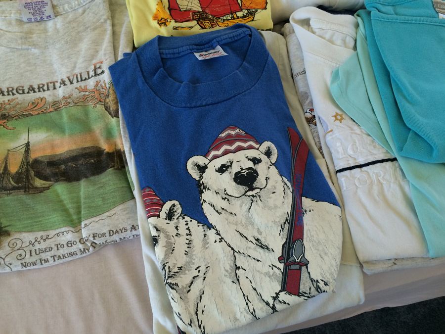 Shirt Lot [Photo 3]