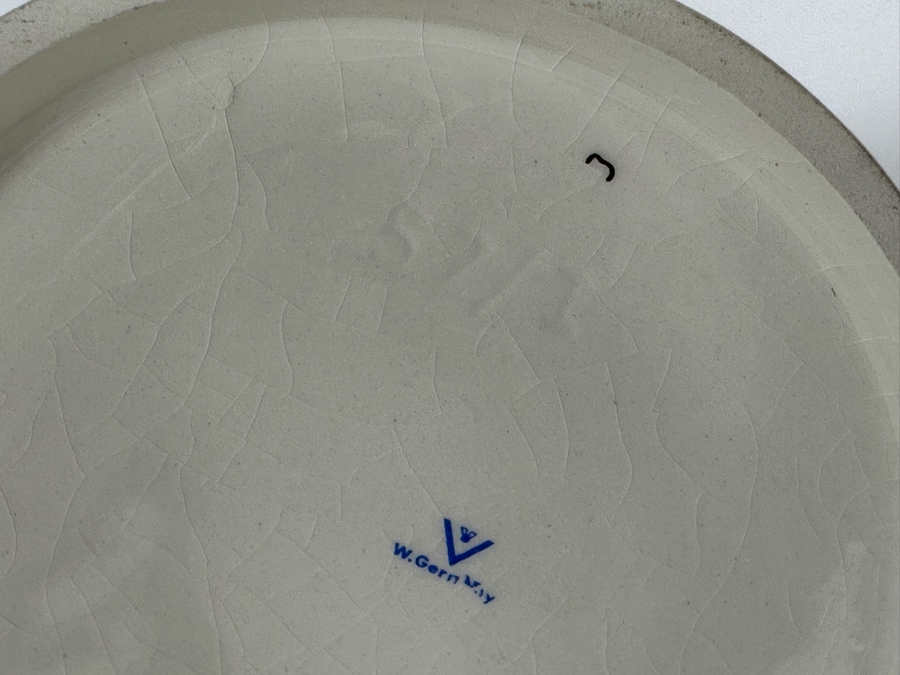 Vintage German Hummel 'Chick Girl' Figurine 4.5H	 [Photo 10]