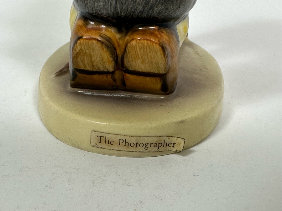 Vintage German Hummel 'The Photographer' Figurine 4.5H		 [Photo 9]