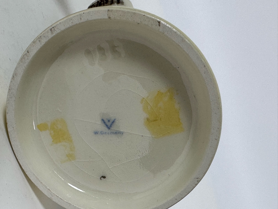 Lot of Vintage German Hummels including 'Joyful', 'Happy Days', 'Soloist' and 'Little Drummer' Figurines 4 - 4.7.5H		 [Photo 14]