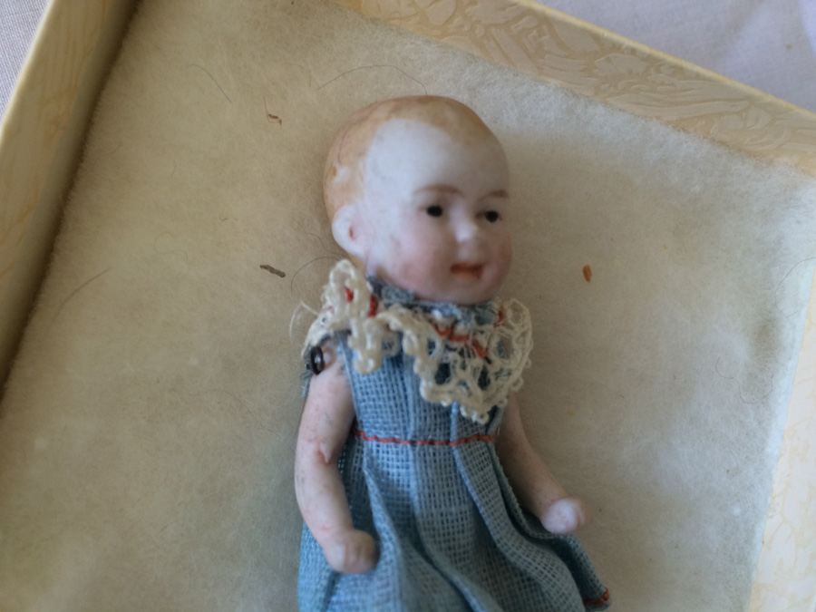 Doll Lot (German) [Photo 19]