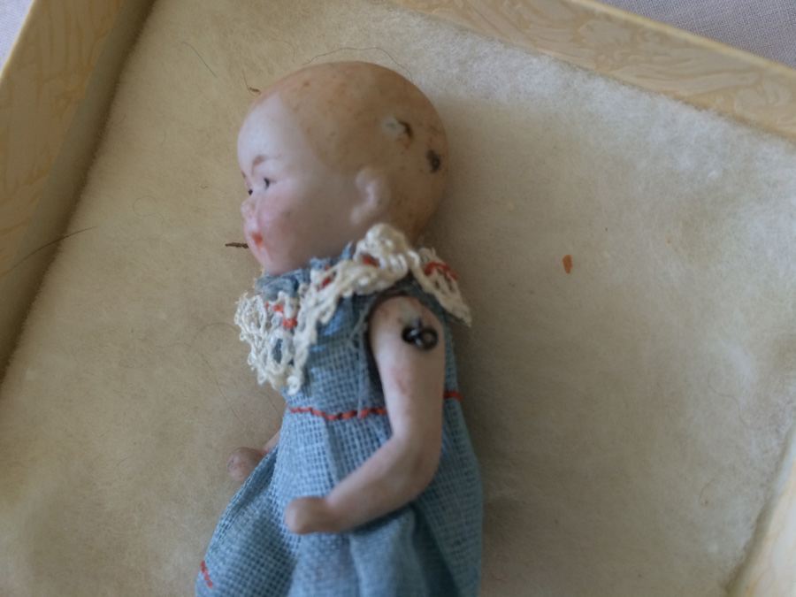 Doll Lot (German) [Photo 17]