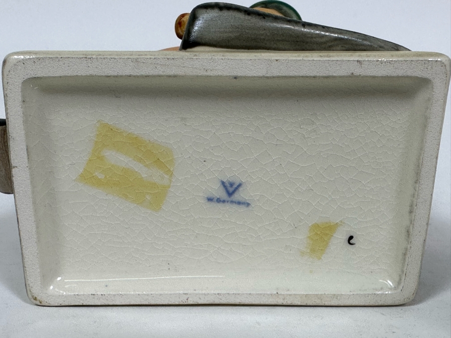 Vintage German Hummel 'Merry Wanderer' Figurine 5.75H		 [Photo 9]