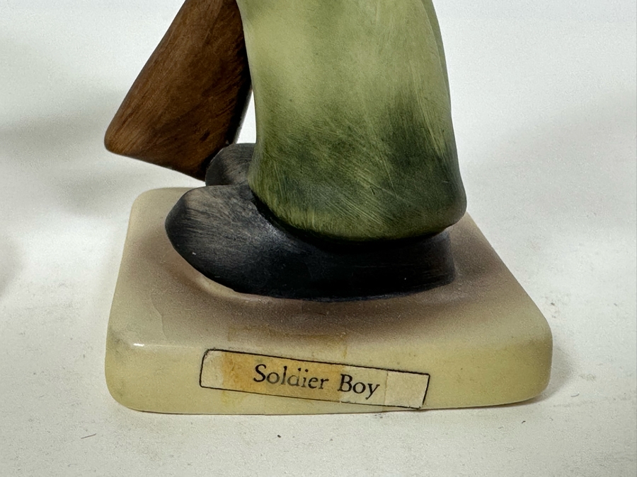 Lot of Vintage German Hummels including 'Prayer Before Battle' and 'Soldier Boy' Figurines 4.25 and  5.75H [Photo 6]