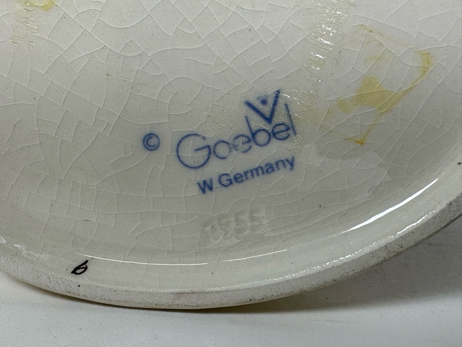 Lot of Vintage German Hummels including 'Close Harmony' and 'Bird Duet' Figurines 5.25 and 4H [Photo 15]