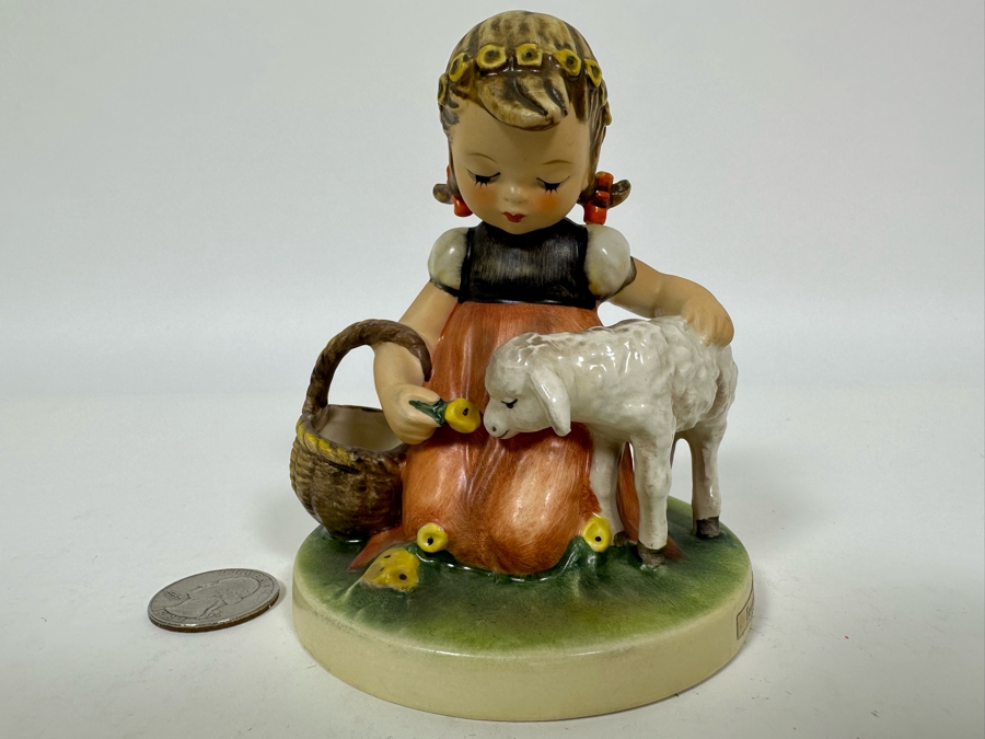 Vintage German Hummel 'Favorite Pet' Figurine 4.5H [Photo 3]