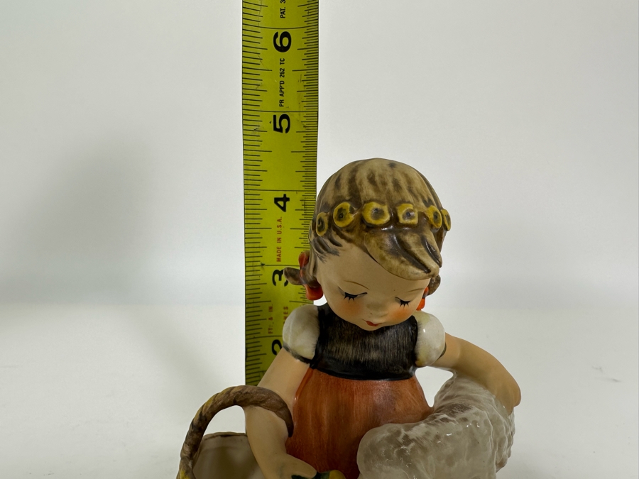 Vintage German Hummel 'Favorite Pet' Figurine 4.5H [Photo 11]