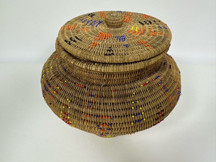 Vintage Handwoven Basket With Beads 9H [Photo 4]