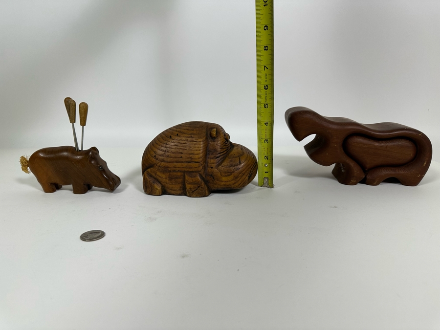 Carved Wooden Hippos [Photo 13]