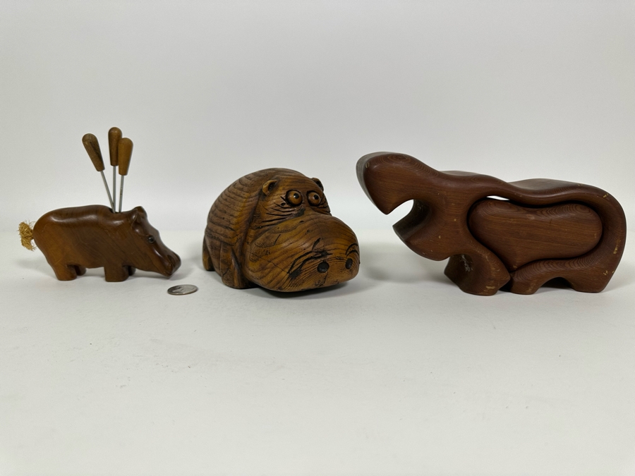 Carved Wooden Hippos [Photo 3]