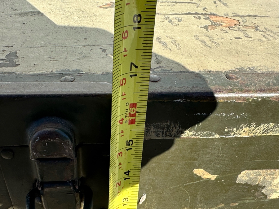 Vintage U.S. Military Footlocker Trunk 30W X 17D X 16.5H [Photo 12]