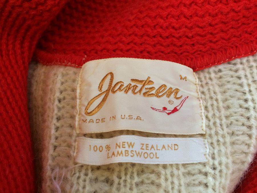 Sweater Lot [Photo 10]