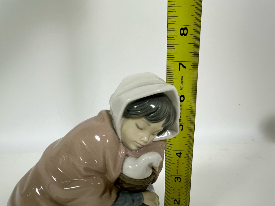 Vintage Nao By Lladro Figurine Sleeping Girl With Duck 6.5H [Photo 8]