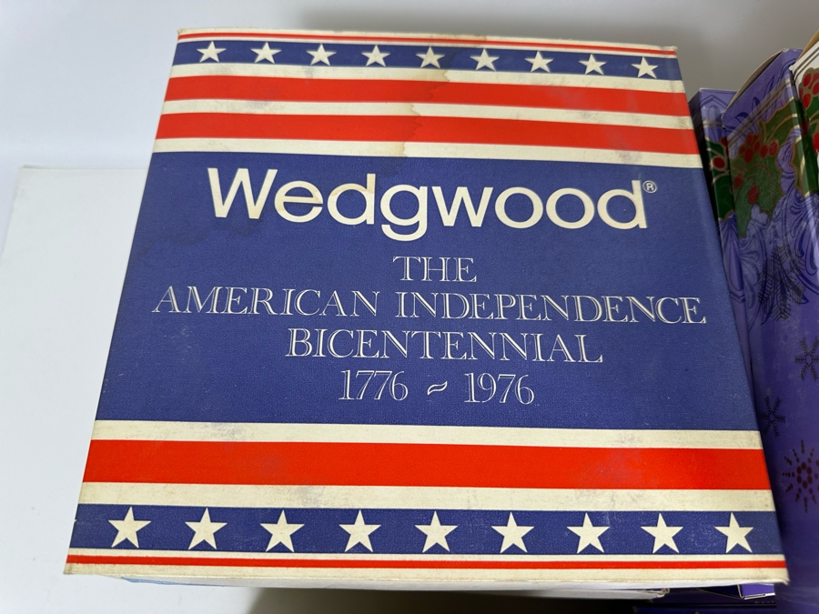 Huge Collection Of Wedgwood England Trinket Dishes & Plates Including The Royal Wedding, American Independence Plates, Christmas Plates & Mother's Day Plates [Photo 8]