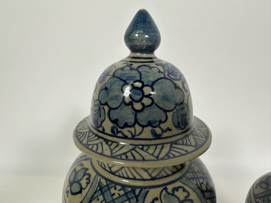 Pair Of Vintage Signed Chinese Blue & White Porcelain Lidded Jars 10.25H & 8.5H [Photo 6]