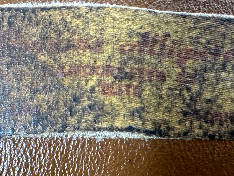 Vintage Alligator Skin Handcrafted Handbag 11W X 3D X 9H [Photo 15]