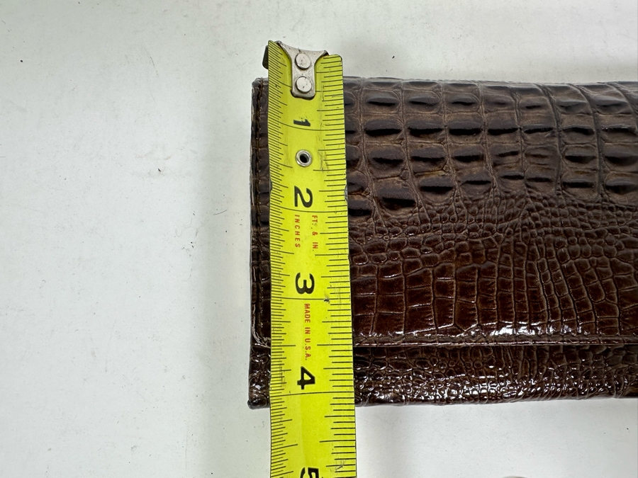 Vintage Alligator Skin Handcrafted Clutch Handbag With Chain 10.25W X 4H [Photo 14]