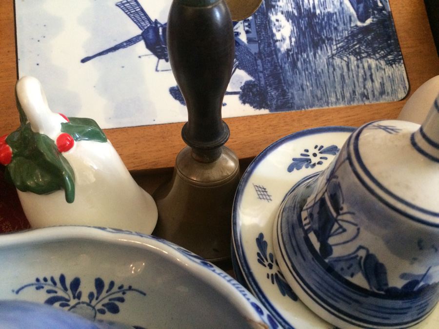 Blue & White / Bell Lot [Photo 11]