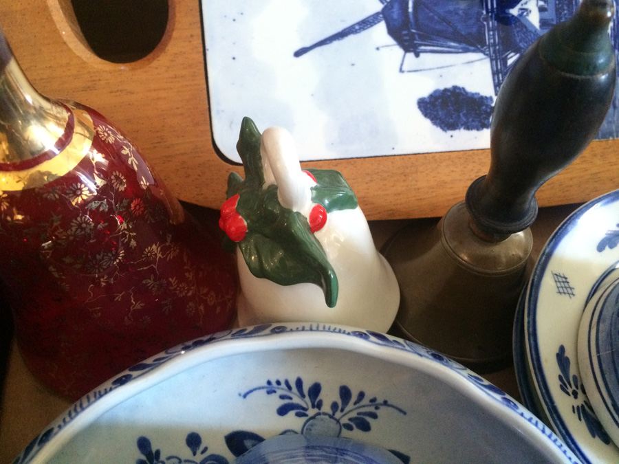 Blue & White / Bell Lot [Photo 10]