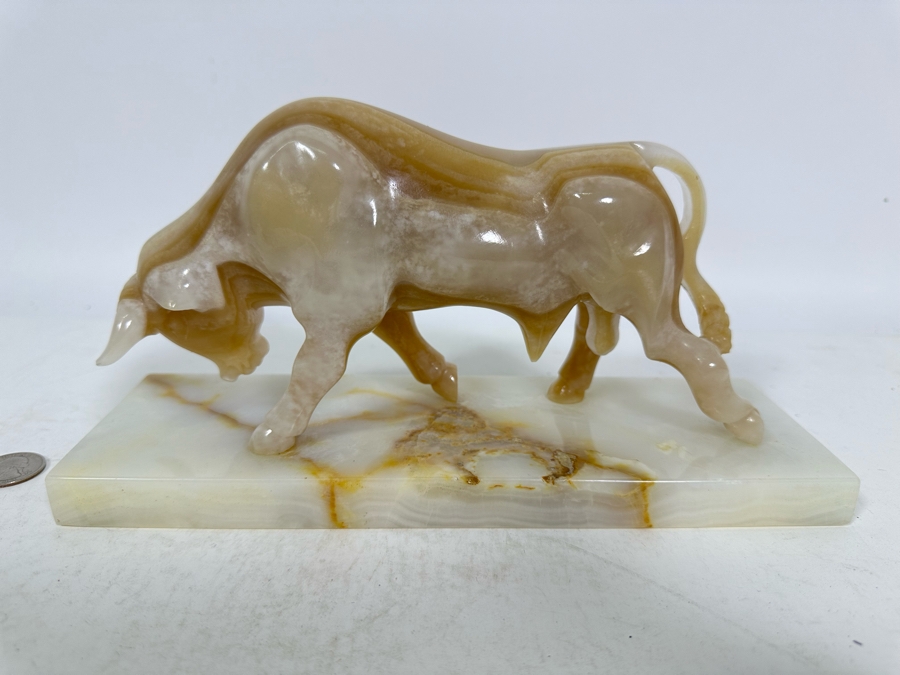 Vintage Carved Onyx Marble Sculpture Of A Bull 10.5W X 4D X 5.5H [Photo 2]