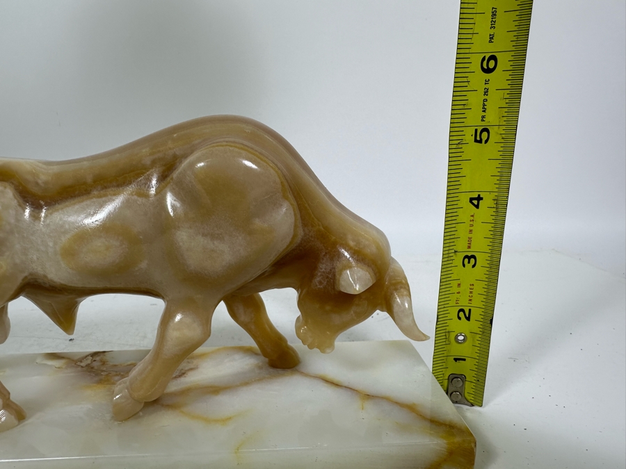 Vintage Carved Onyx Marble Sculpture Of A Bull 10.5W X 4D X 5.5H