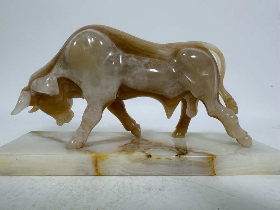 Vintage Carved Onyx Marble Sculpture Of A Bull 10.5W X 4D X 5.5H [Photo 3]