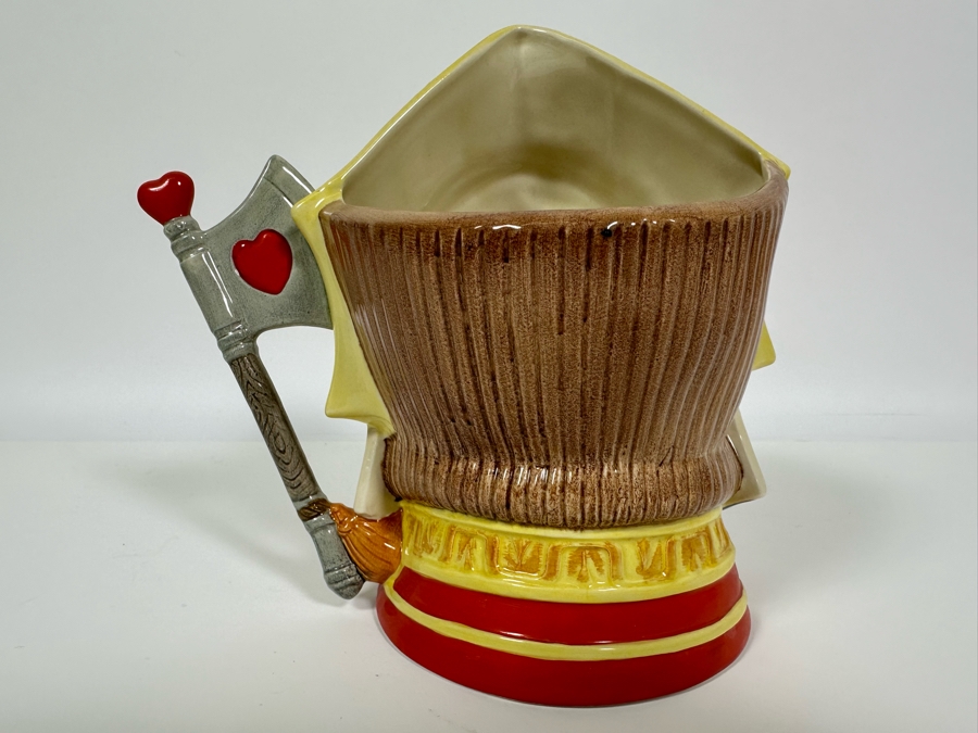 Vintage 1987 Royal Doulton Toby Mug 'The Red Queen' D6777 Large Made In England 7H [Photo 4]