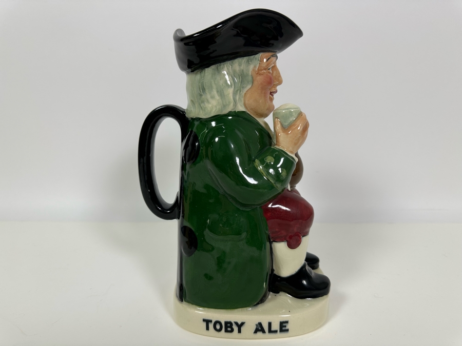 Vintage Early Royal Doulton Toby Character Mug 1934-1938 Variation 1 'Charrington & Co.' Toby Ale D8074 Large Made In England 9H Estimate $400 [Photo 4]