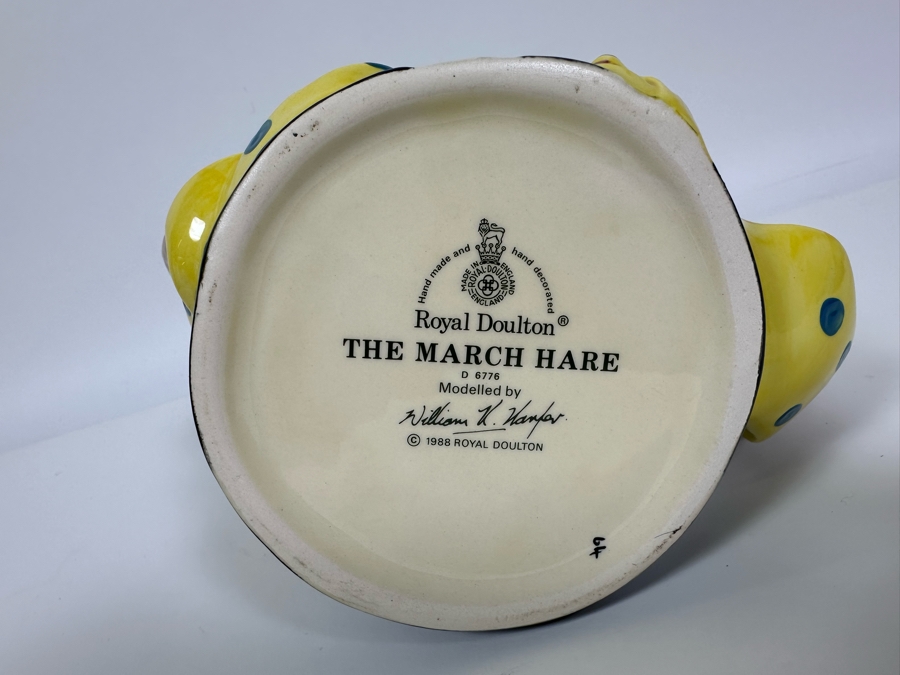 Vintage 1988 Royal Doulton Toby Mug 'The March Hare' D6776 Large Made In England 6H [Photo 6]