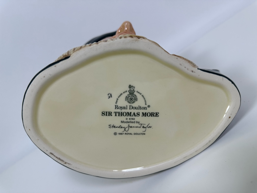 Vintage 1987 Royal Doulton Toby Mug 'Sir Thomas More' D6792 Large Made In England 6.75H [Photo 7]