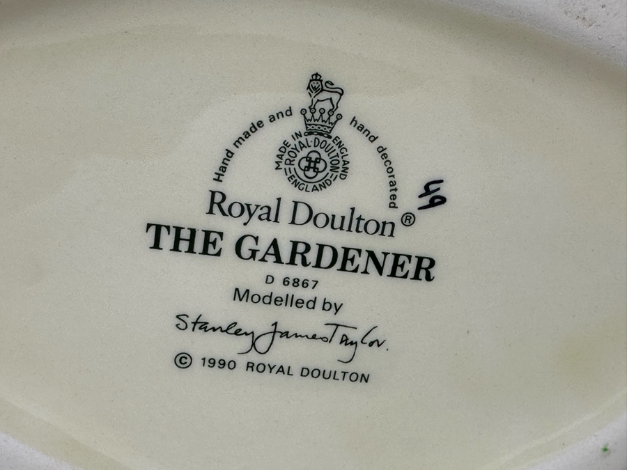Vintage 1990 Royal Doulton Toby Mug 'The Gardener' D6867 Large Made In England 6.5H [Photo 7]
