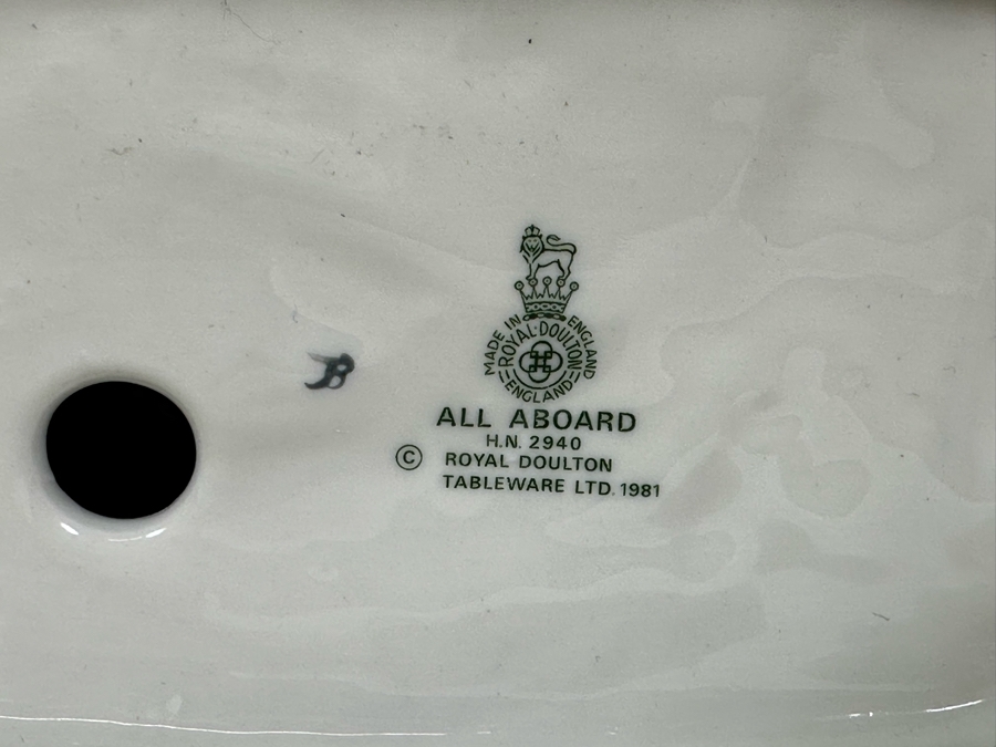 Vintage 1981 Royal Doulton Figurine 'All Aboard' Deep Sea Fishing Trips Depart 10 A.M. HN2940 Large Made In England 9.25H [Photo 10]