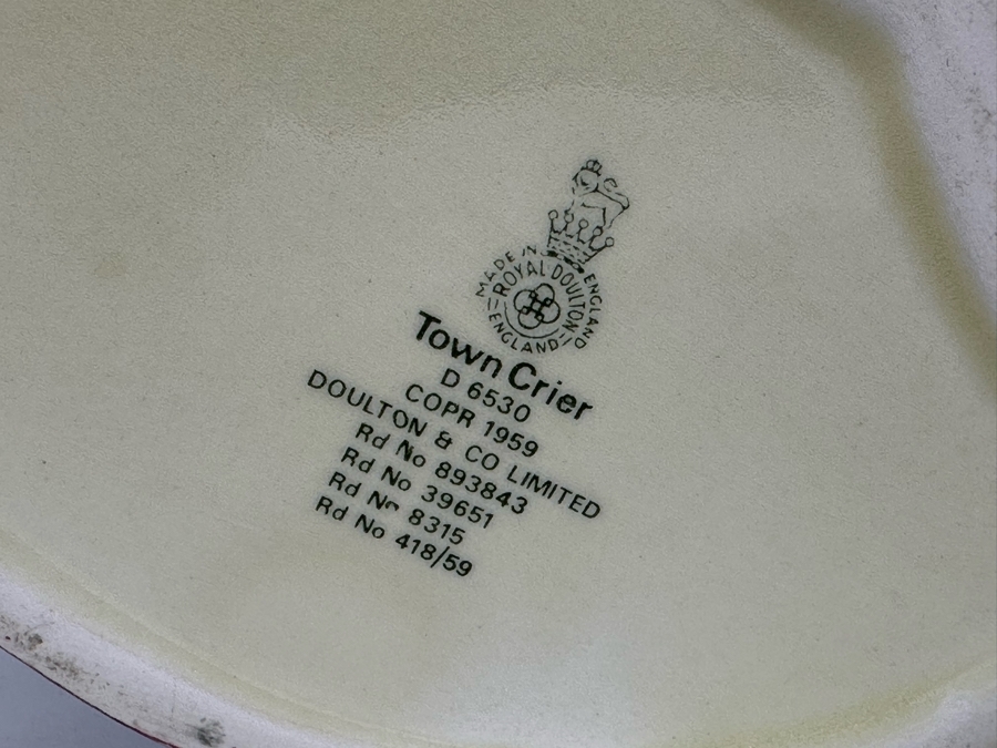 Vintage 1959 Royal Doulton Toby Mug 'Town Crier' D6530 Large Made In England 7.25H [Photo 7]