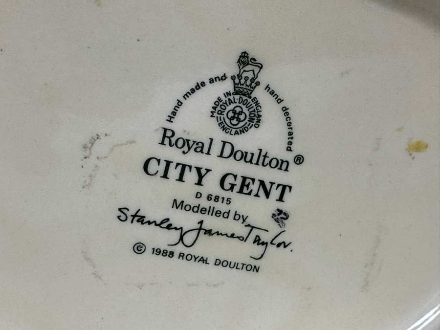 Vintage 1988 Royal Doulton Toby Mug 'City Gent' D6815 Large Made In England 7H [Photo 7]
