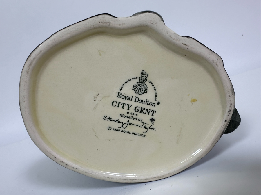 Vintage 1988 Royal Doulton Toby Mug 'City Gent' D6815 Large Made In England 7H [Photo 6]