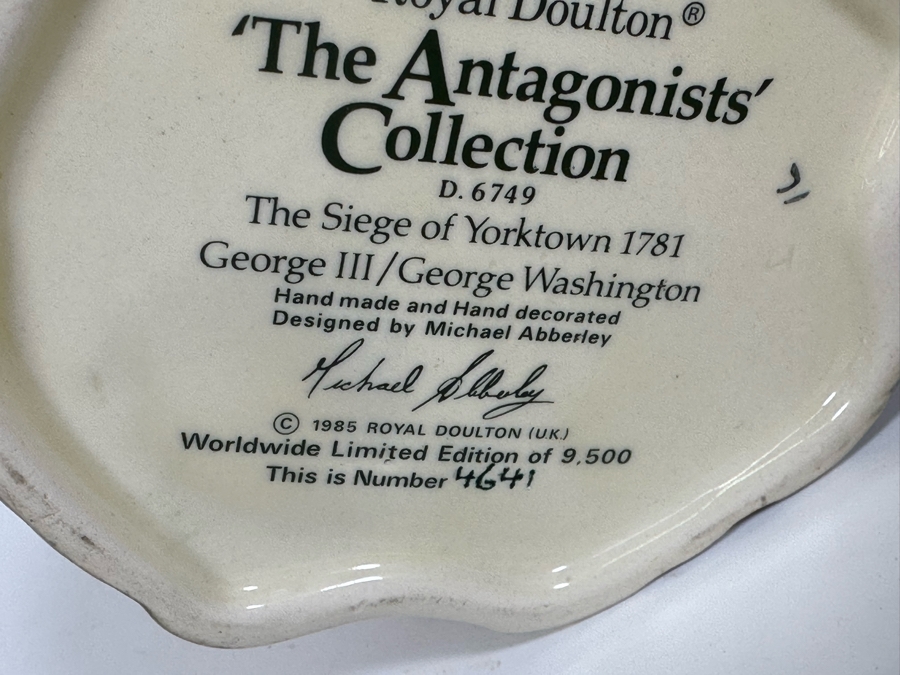 Vintage 1982 Royal Doulton Limited Edition Two Faced Toby Mug 'The Antagonists' Collection: The Siege Of Yorktown 1781 George III / George Washington' D6749 Large Made In England 7H [Photo 8]