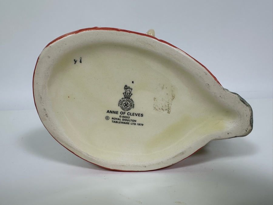 Vintage 1979 Royal Doulton Toby Mug 'Anne Of Cleves' D6653 Large Made In England 7H [Photo 6]