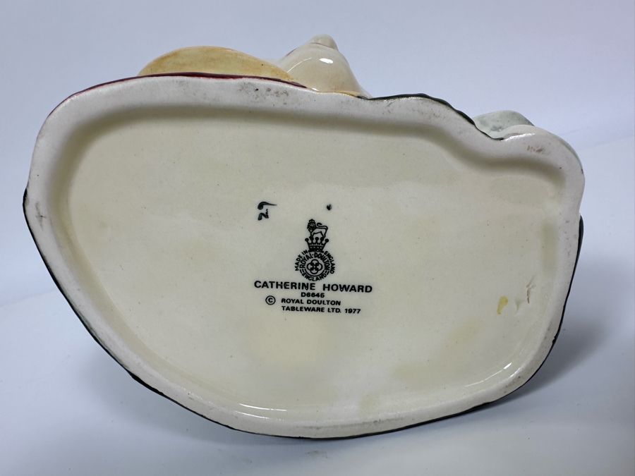 Vintage 1977 Royal Doulton Toby Mug 'Catherine Howard' D6645 Large Made In England 7H [Photo 6]