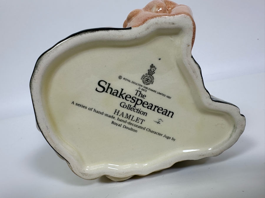 Vintage 1982 Royal Doulton Toby Mug 'The Shakespearean Collection: Hamlet' D6672 Large Made In England 7.5H [Photo 6]