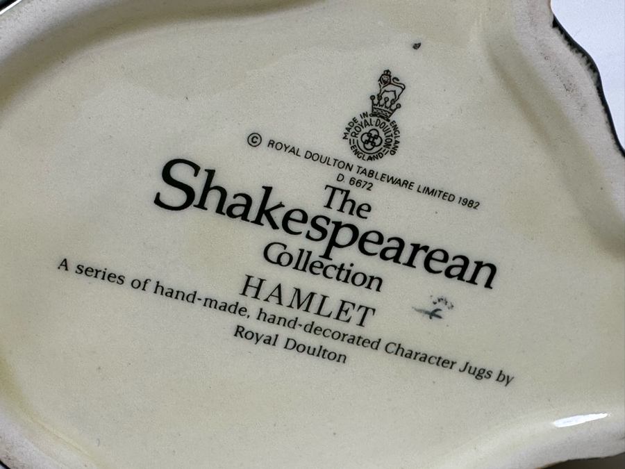 Vintage 1982 Royal Doulton Toby Mug 'The Shakespearean Collection: Hamlet' D6672 Large Made In England 7.5H [Photo 7]