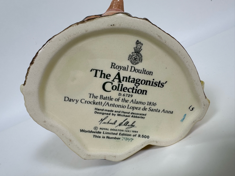 Vintage 1984 Royal Doulton Limited Edition Two Faced Toby Mug 'The Antagonists' Collection: The Battle Of The Alamo 1836 Davy Crockett / Antonio Lopez De Santa Anna' D6729 Large Made In England 7H [Photo 7]