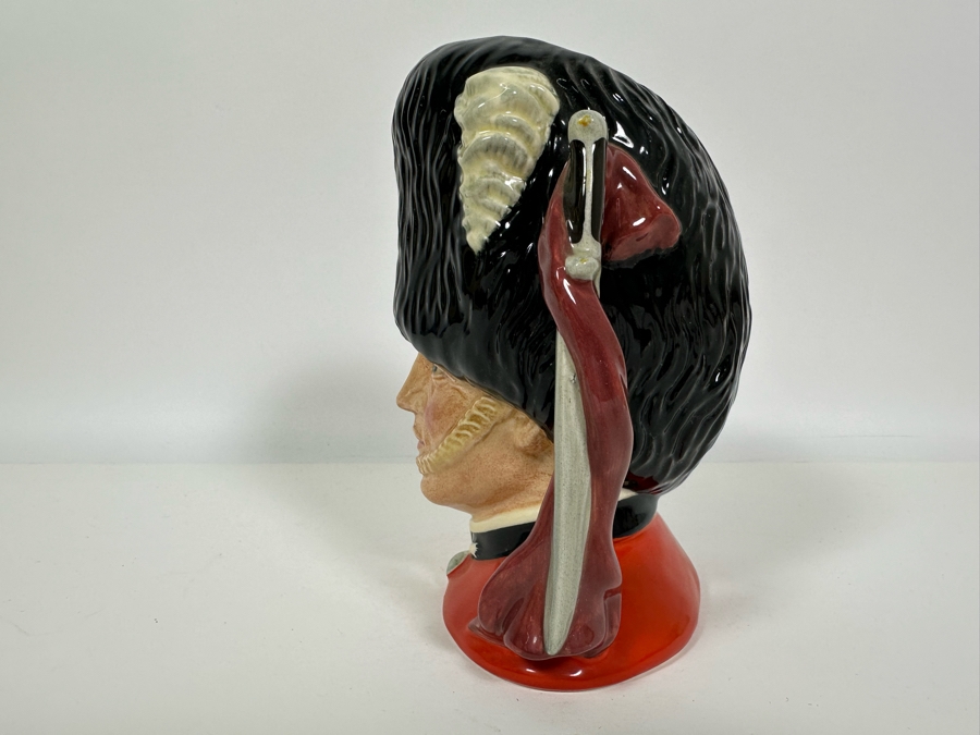 Vintage 1986 Royal Doulton Toby Mug 'The Guardsman' D6755 Large Made In England 8H [Photo 5]