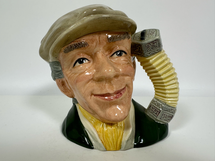 Vintage 1987 Royal Doulton Toby Mug 'The Busker' D6775 Large Made In England 6.5H [Photo 2]